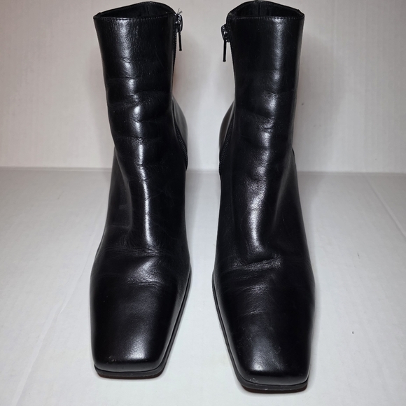 Naturalizer Black Ankle Boot Womens Sz 10M - Picture 1 of 10